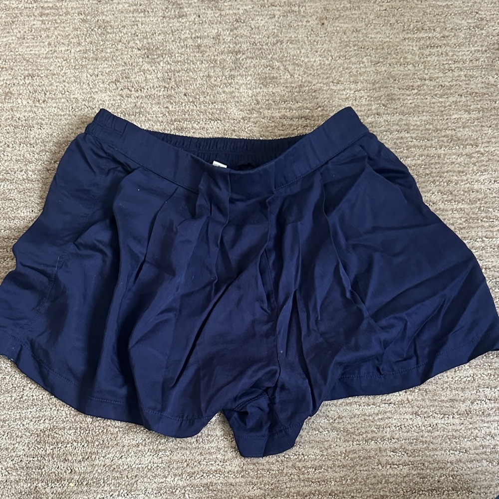 Lululemon Navy Women's Shorts Pleated